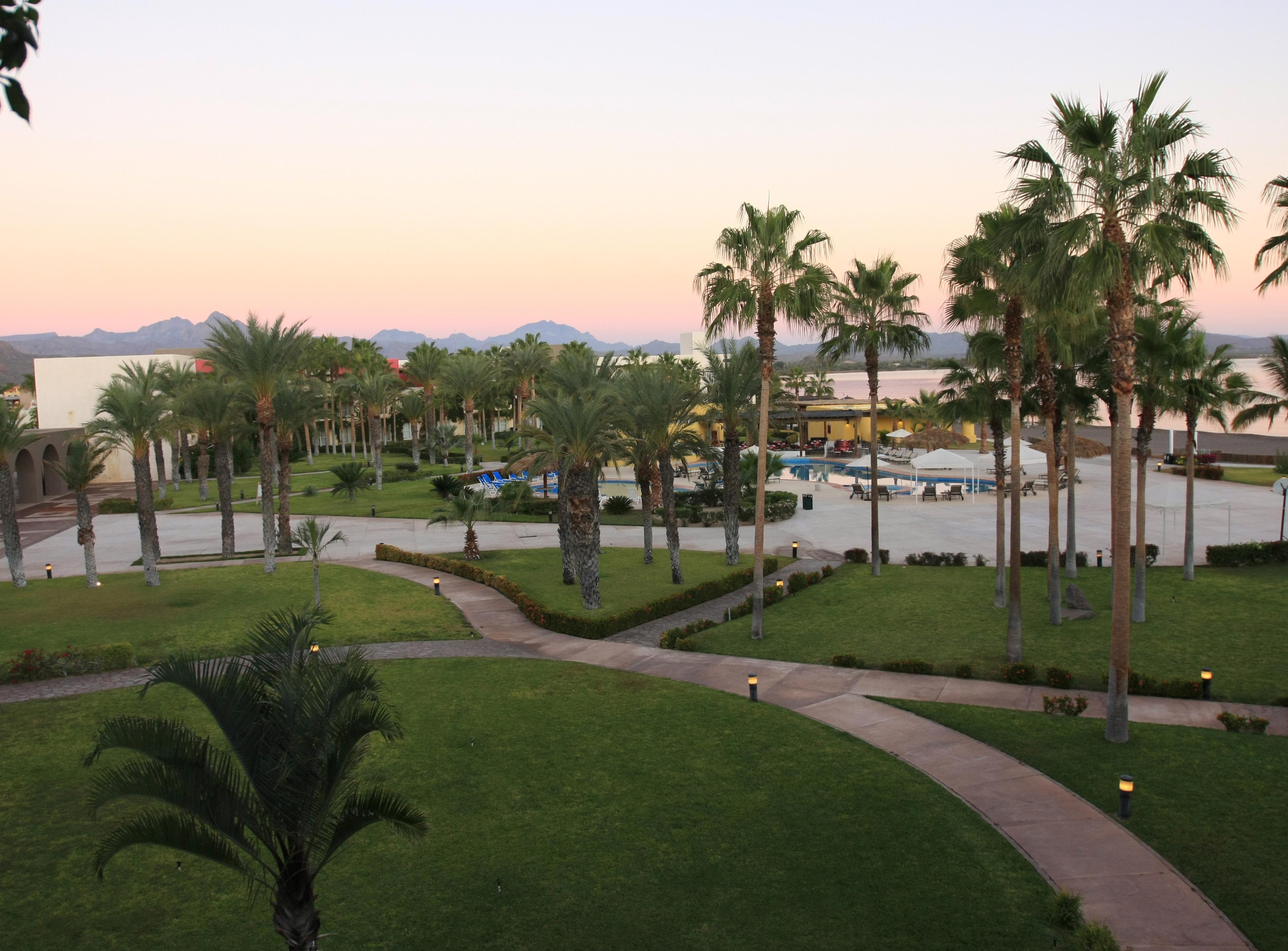 Loreto Bay Golf Resort & Spa At Baja Exterior photo View of the resort