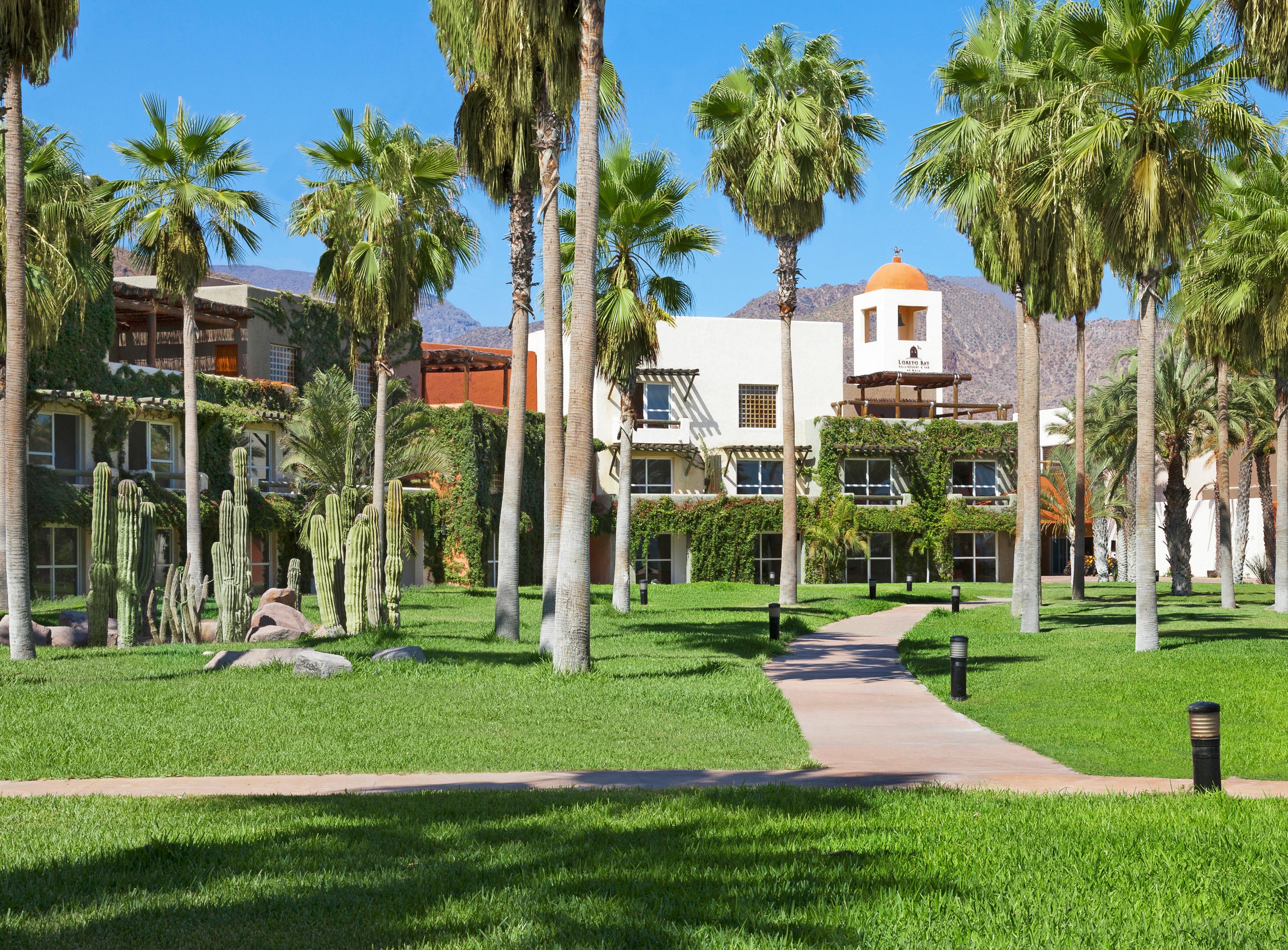 Loreto Bay Golf Resort & Spa At Baja Exterior photo The campus of the University of Arizona is located in Tucson.