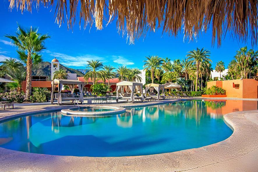 Loreto Bay Golf Resort & Spa At Baja Exterior photo The pool at the Royal Palm Resort and Spa
